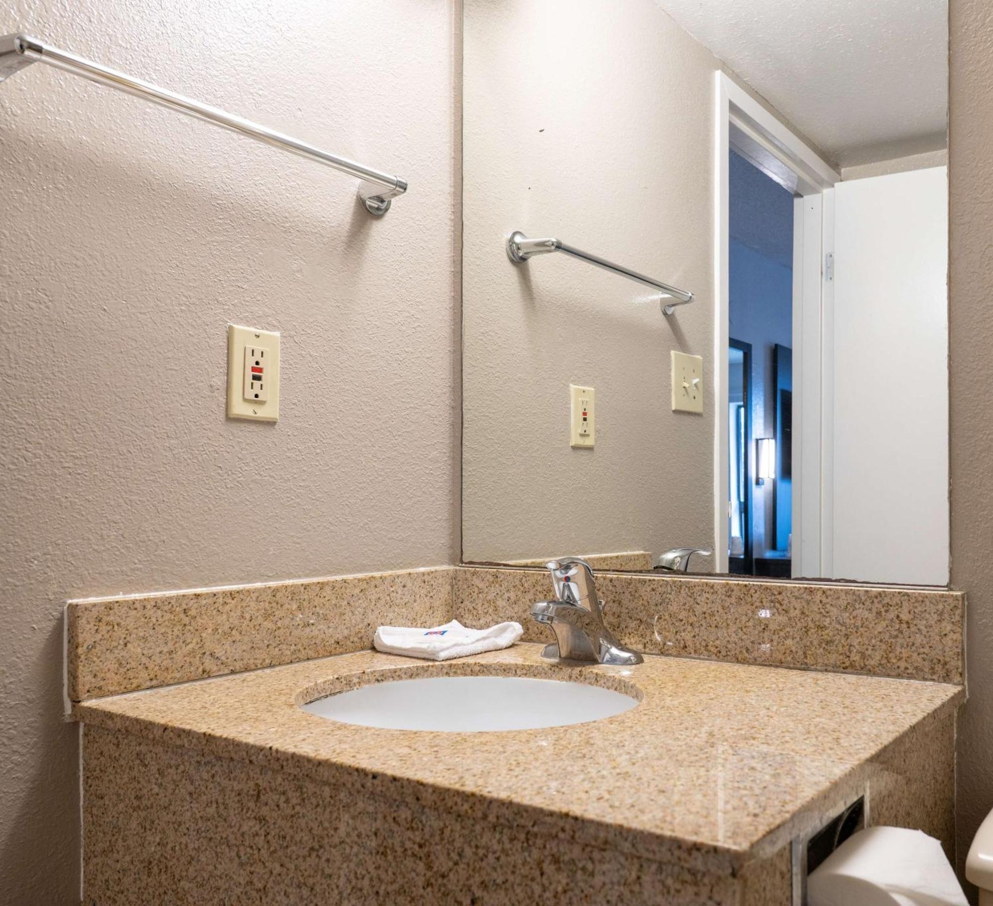 Motel 6-Branford, Ct - New Haven Ngoại thất bức ảnh