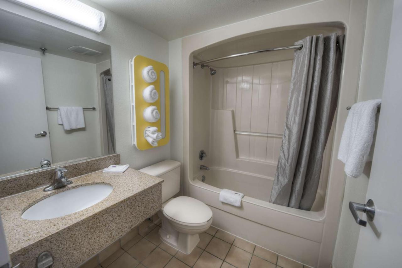 Motel 6-Branford, Ct - New Haven Ngoại thất bức ảnh